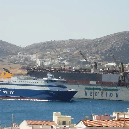 Apergis * Ermoupoli