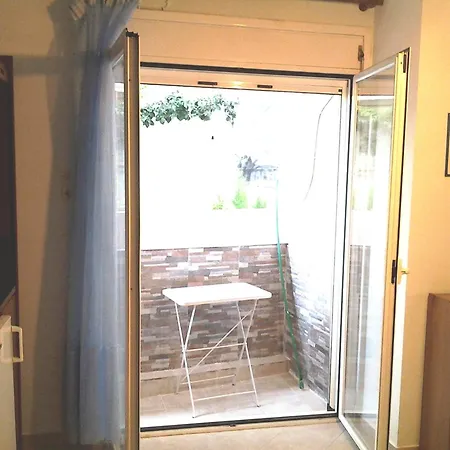 Apergis Apartment *