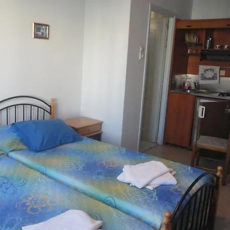 Apartamento Apergis Hermópolis