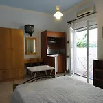 Apergis Ermoúpoli