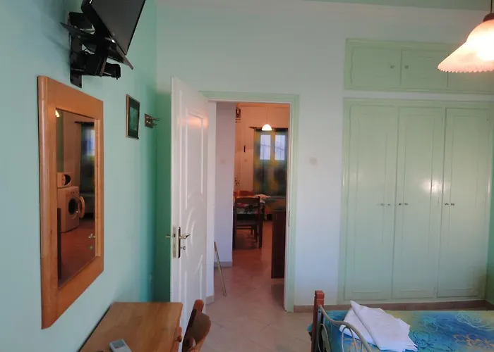 Apartment Apergis Ermoupoli